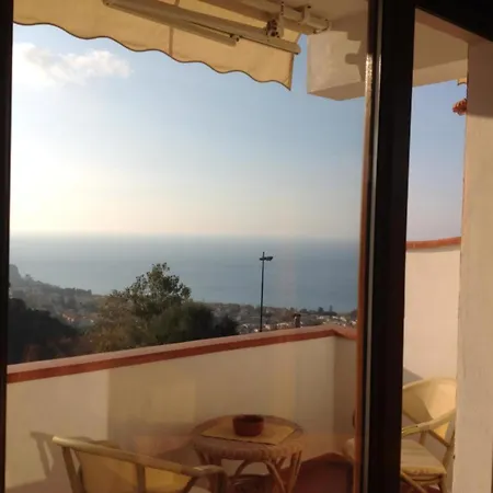Appartamento Pool, Garten Und Aussicht, 4km Von