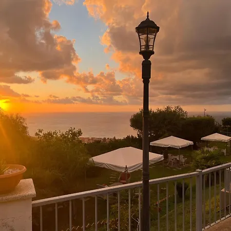 Apartment Pool, Garten Und Aussicht, 4km Von Tropea