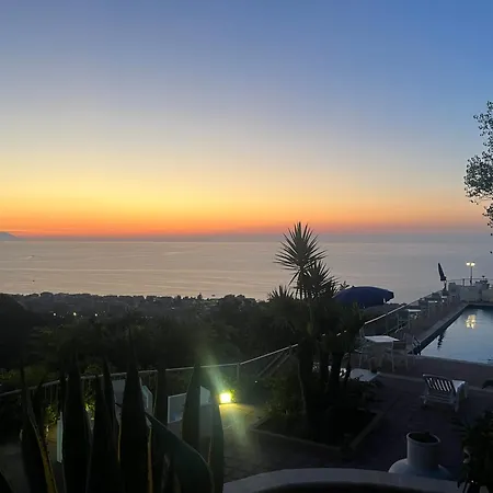 Pool, Garten Und Aussicht, 4km Von Тропея