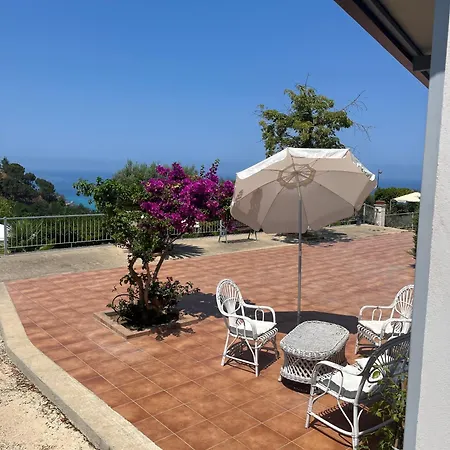 Pool, Garten Und Aussicht, 4km Von Lejlighed