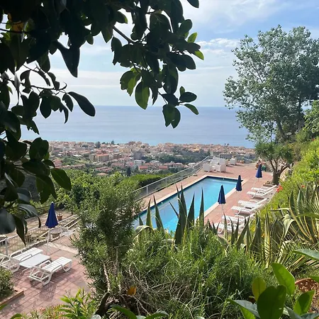 Pool, Garten Und Aussicht, 4km Von * Тропея