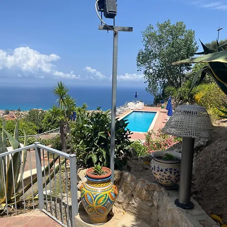 Pool, Garten Und Aussicht, 4km Von Lejlighed